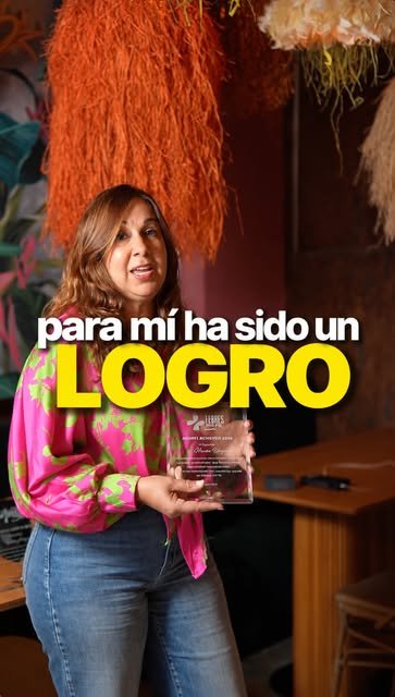 Integrante del equipo de Puerto Rico compartiendo su experiencia en un reel